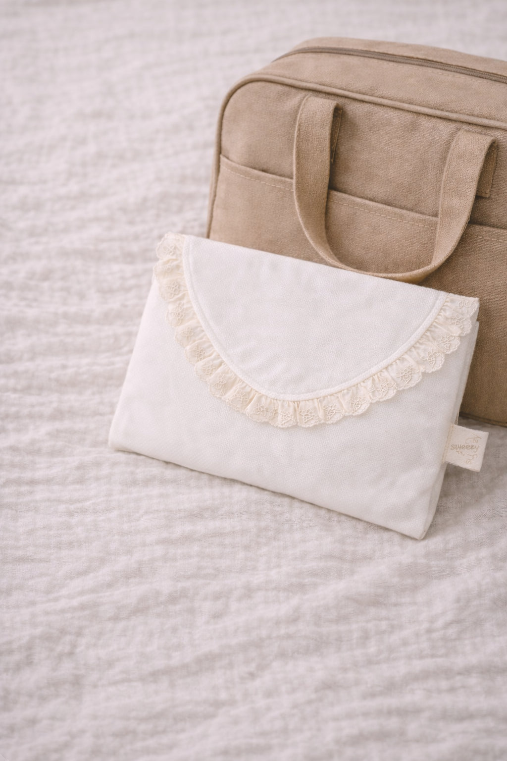 CLASSIC WELCOME BABY BAG